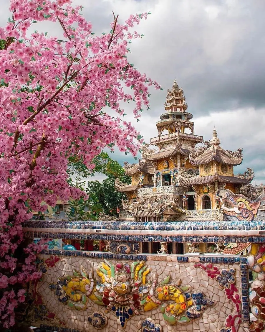 Ch&ugrave;a Linh Phước, biểu tượng Phật Gi&aacute;o tại cao nguy&ecirc;n Đ&agrave; Lạt 5