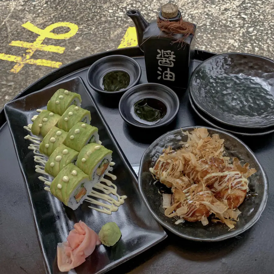 Đến Fuji Takoyaki nhỏ xinh kh&aacute;m ph&aacute; ẩm thực Nhật Bản đặc sắc 3
