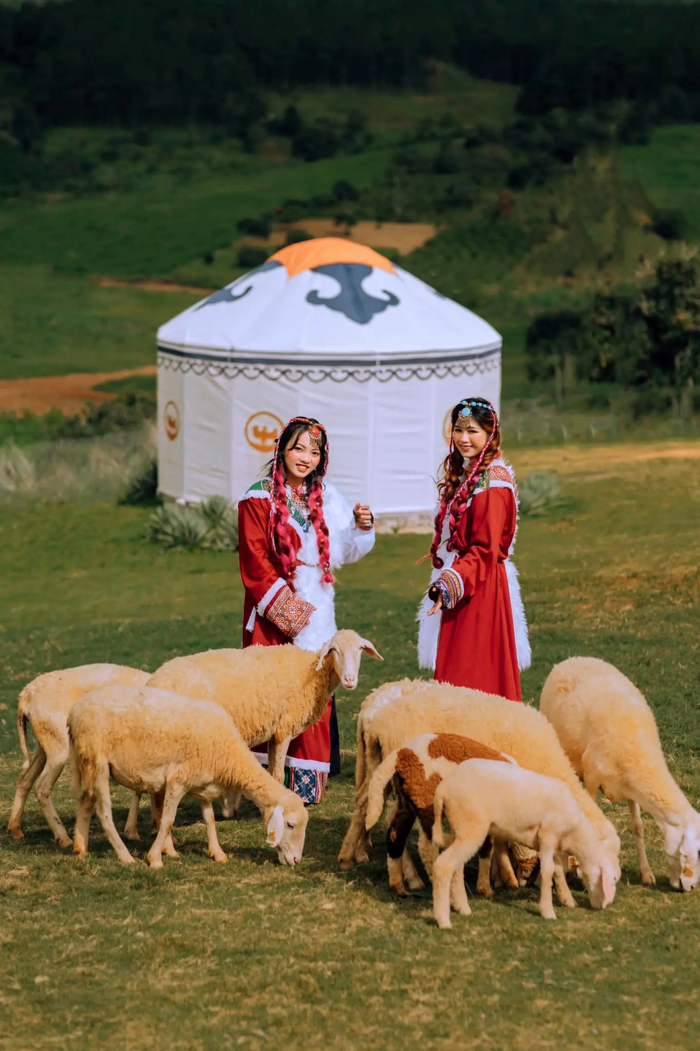 Đến Mongo Land Dalat check in c&ugrave;ng bạn th&acirc;n tr&ecirc;n thảo nguy&ecirc;n thơ mộng 10
