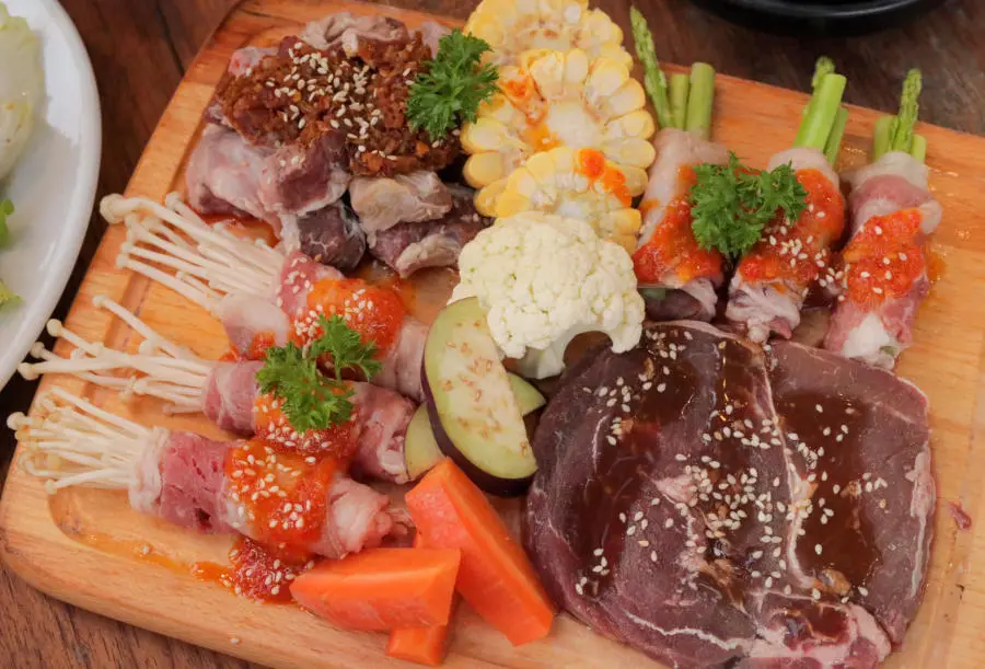 Đến Qu&aacute;n nướng Anne thưởng thức bữa tối thật l&atilde;ng mạn 4
