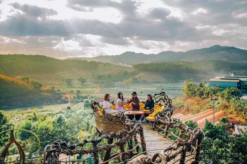 Đ&egrave;o T&agrave; Nung: Cung đường thơ mộng giữa n&uacute;i rừng Đ&agrave; Lạt 6