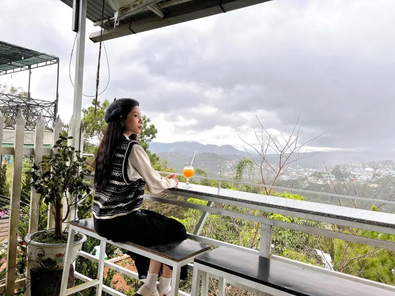 Gh&eacute; Homestay Hạ Trắng trải nghiệm một đ&ecirc;m lưu tr&uacute; gi&aacute; hạt dẻ 3