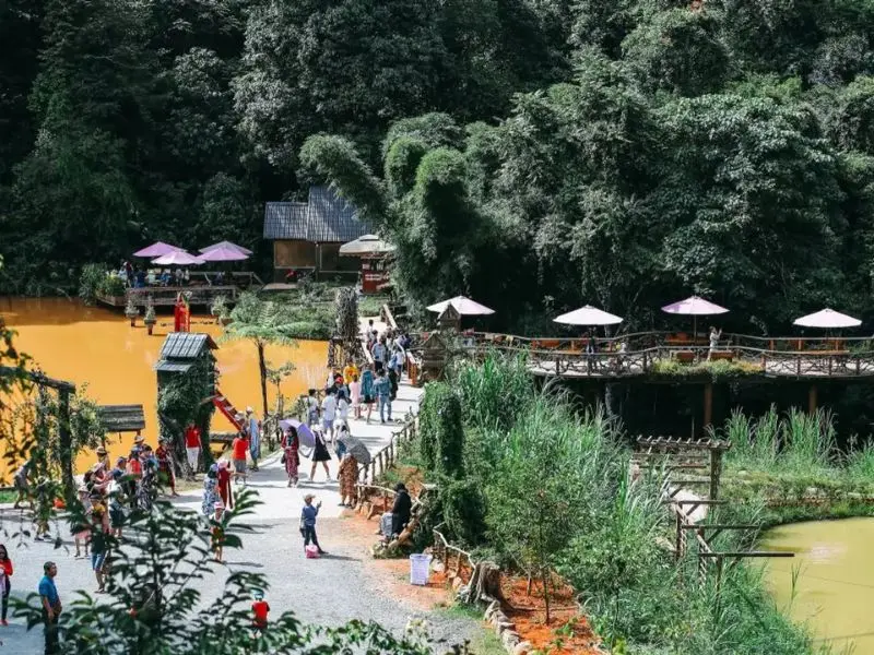 Khu du lịch Hoa Sơn Điền Trang: Điểm check-in cực hot tại Đ&agrave; Lạt 9