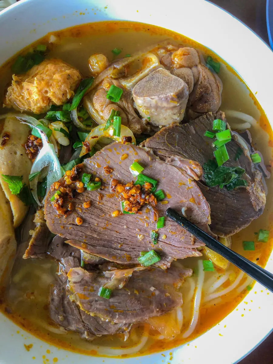 Review qu&aacute;n B&uacute;n b&ograve; Dalafood trứ danh c&oacute; hấp dẫn như lời đồn 7