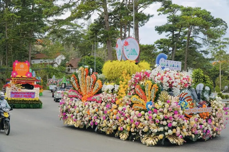 Festival hoa Đ&agrave; Lạt lần thứ X năm 2024 - Tất tần tật về lễ hội hoa lớn nhất Đ&agrave; Lạt 7