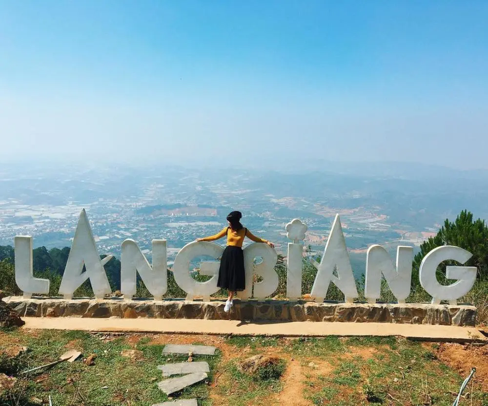 Thử thách bản thân với lịch trình một ngày chinh phục đỉnh Langbiang Đà Lạt