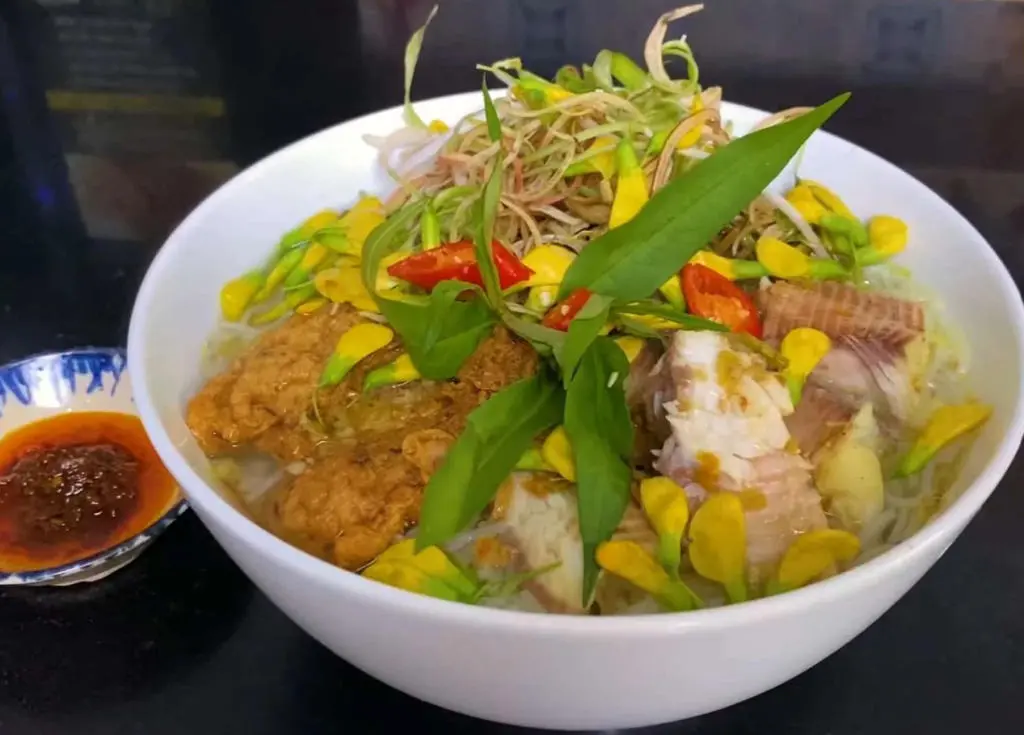 B&uacute;n c&aacute; Ch&acirc;u Đốc, đặc sản trứ danh của đất An Giang 4