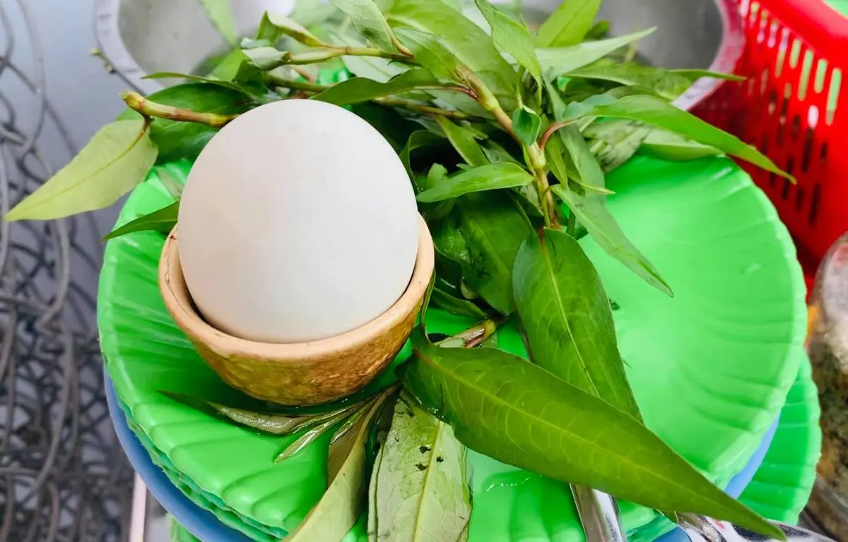 B&uacute;n c&aacute; Tư L&ugrave;n ở bờ hồ Nguyễn Du, qu&aacute;n ăn b&igrave;nh d&acirc;n ở Long Xuy&ecirc;n 6