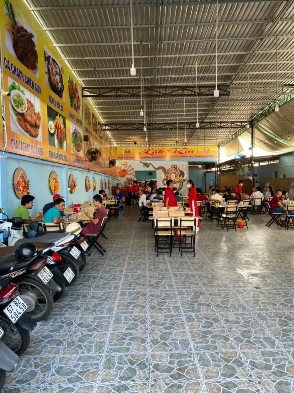Đến Qu&aacute;n Lắc Kiu thưởng thức vịt nấu chao si&ecirc;u ngon 3