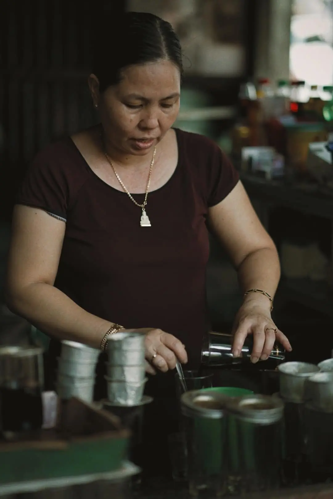 Gh&eacute; C&agrave; ph&ecirc; Nhiều An Giang thưởng thức hương vị c&agrave; ph&ecirc; vợt độc đ&aacute;o 3