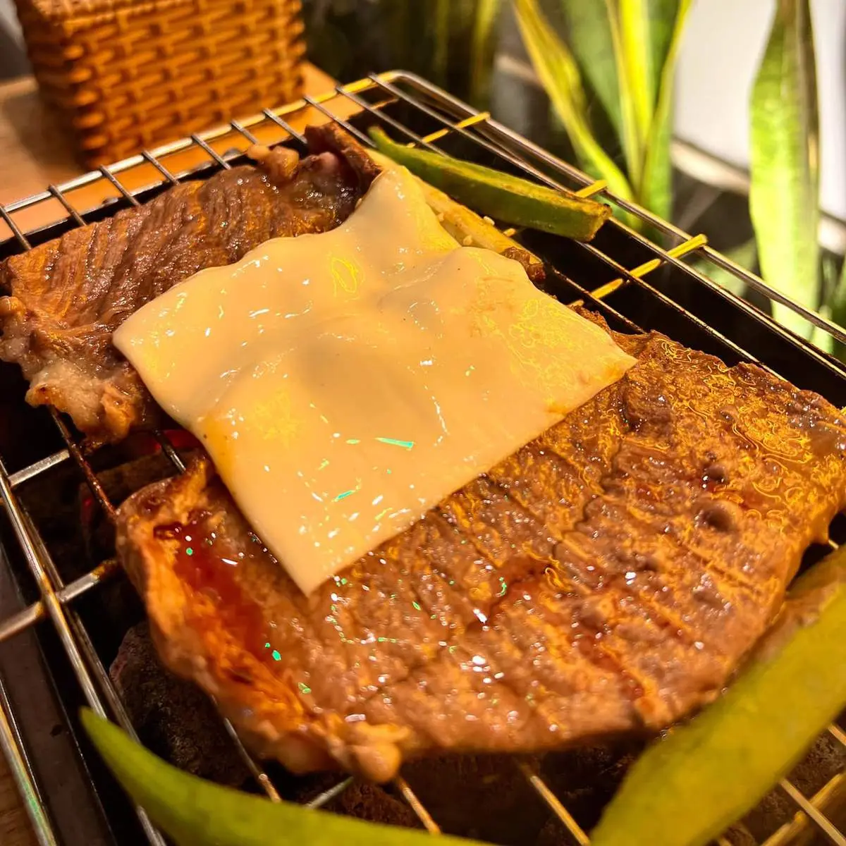 Gh&eacute; Qu&aacute;n B&ograve; Nh&agrave; Nu thưởng thức hương vị b&ograve; tươi nguy&ecirc;n bản 5