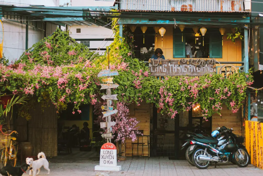 Lang Thang An Giang Cafe, chốn hội họp của team x&ecirc; dịch 2
