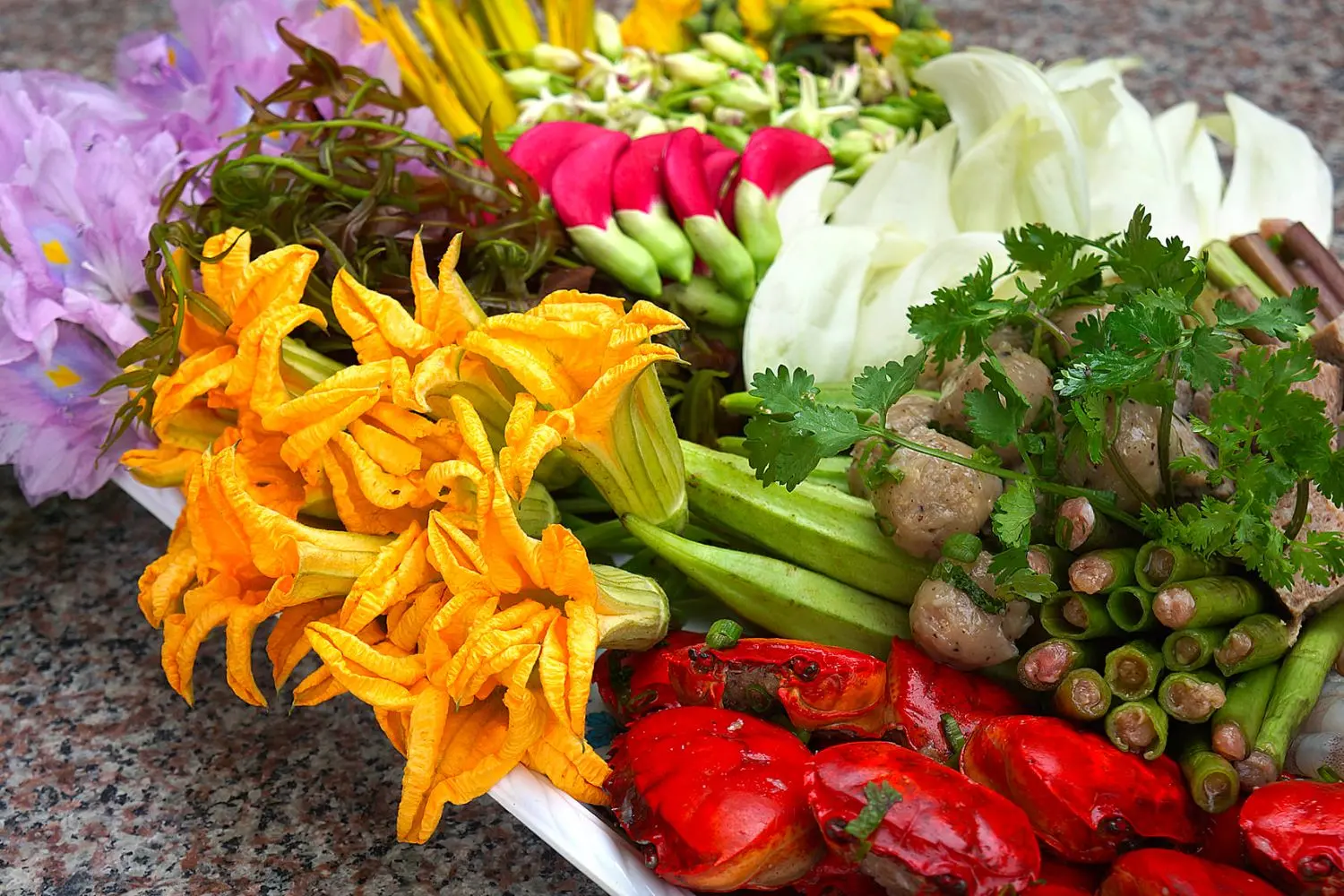 Lẩu mắm An Giang, m&oacute;n ăn đại diện cho nền ẩm thực miền đất T&acirc;y Nam 2