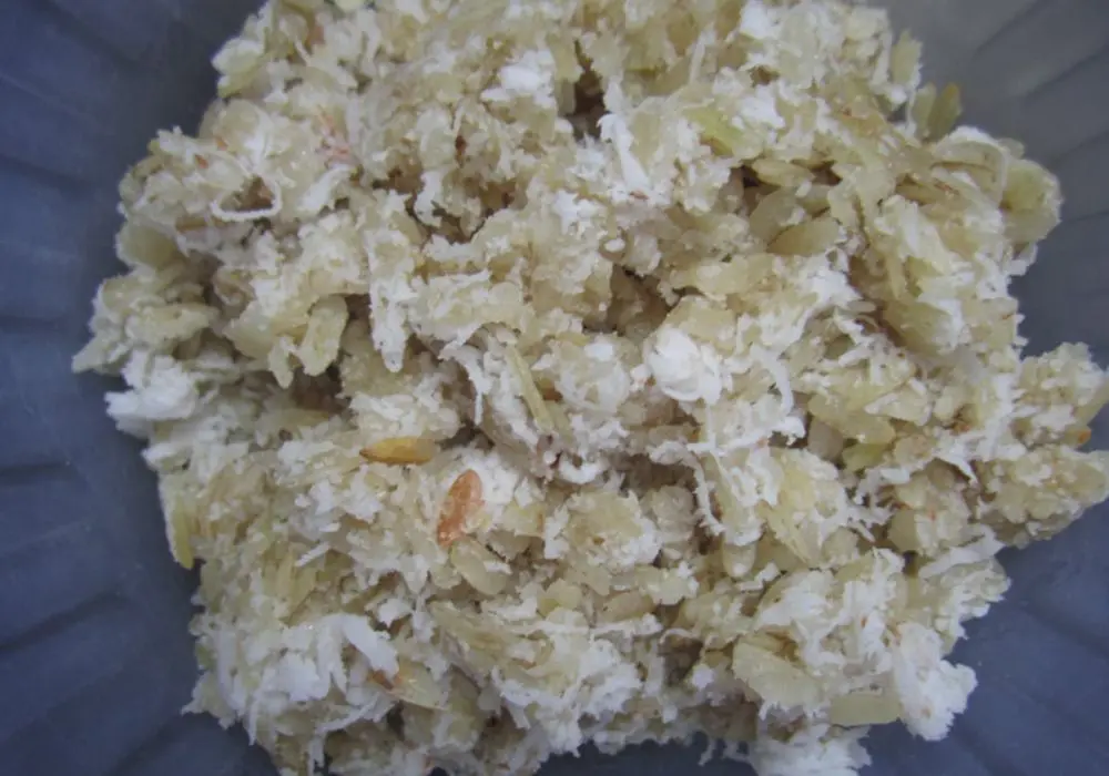 Thưởng thức cốm dẹp An Giang, m&oacute;n ăn truyền thống của người Khmer 2