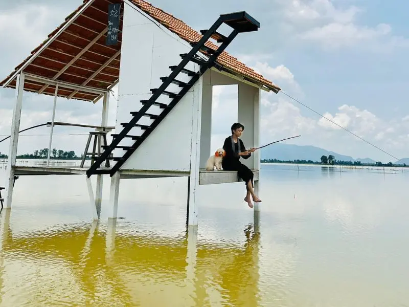Tiệm c&agrave; ph&ecirc; Nh&agrave; Qu&ecirc;: Hơi thở b&igrave;nh y&ecirc;n giữa c&aacute;nh đồng An Giang 7