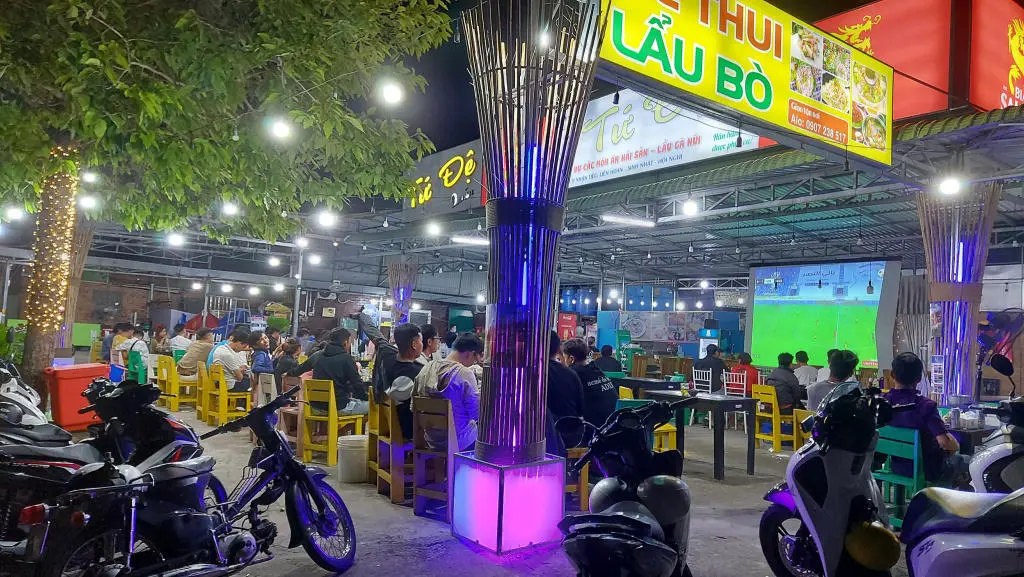 Tứ Đệ Food and Beer, thi&ecirc;n đường ẩm thực tại Long Xuy&ecirc;n 5