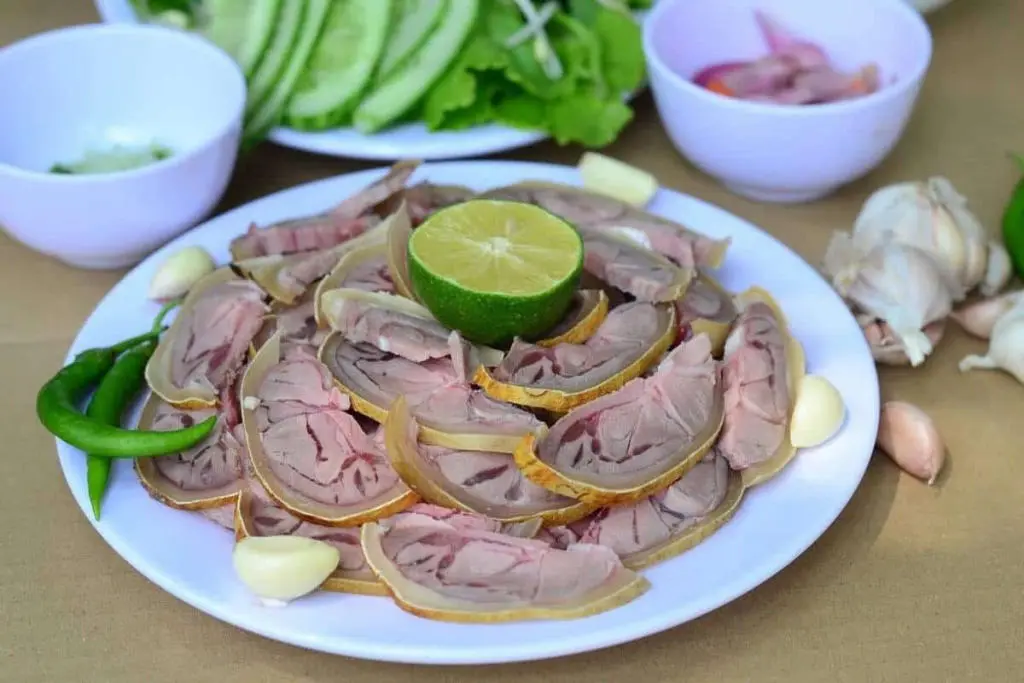 Tứ Đệ Food and Beer, thi&ecirc;n đường ẩm thực tại Long Xuy&ecirc;n 7