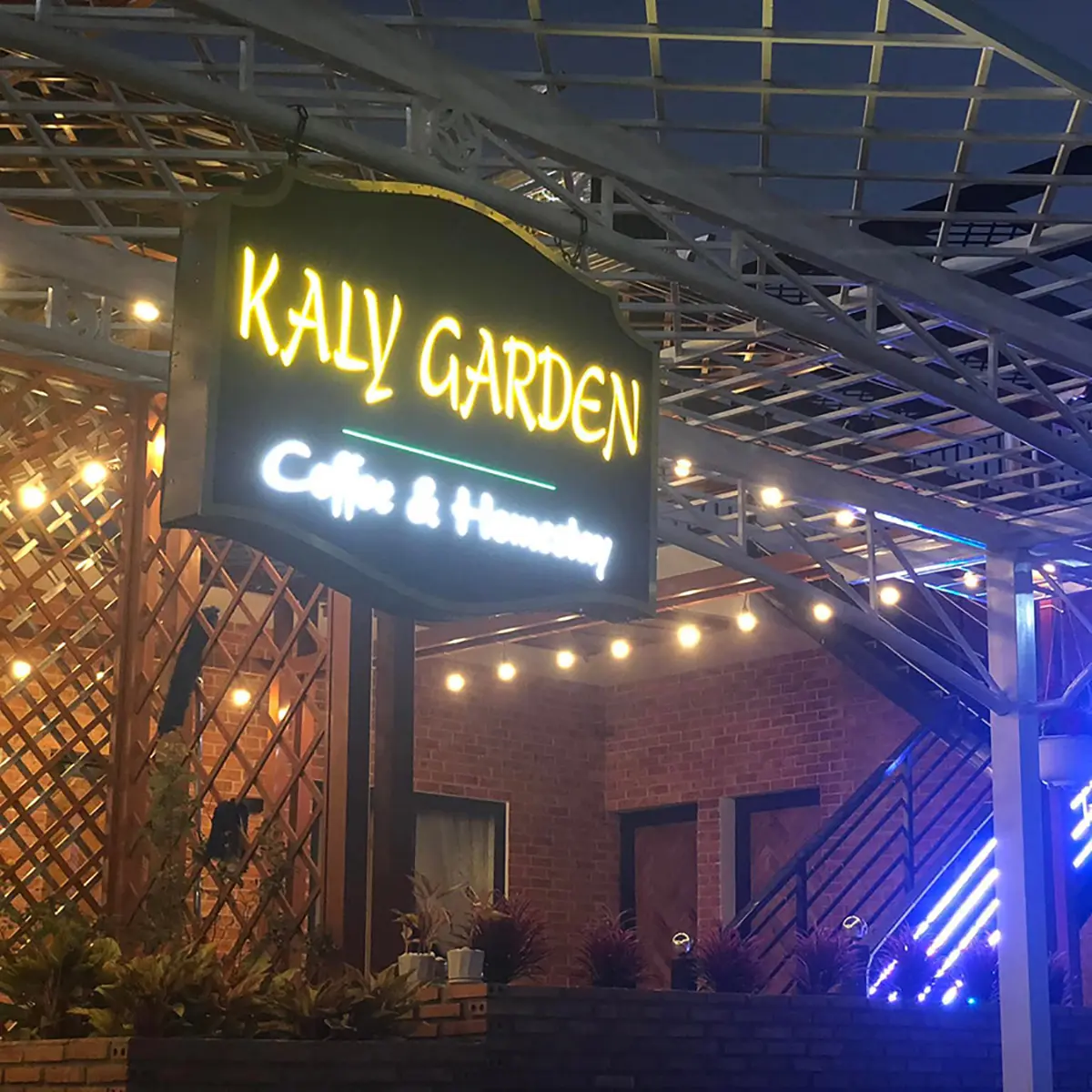 Đến KaLy Garden Coffee, nhâm nhi tách cà phê ngắm cảnh vùng Bảy Núi
