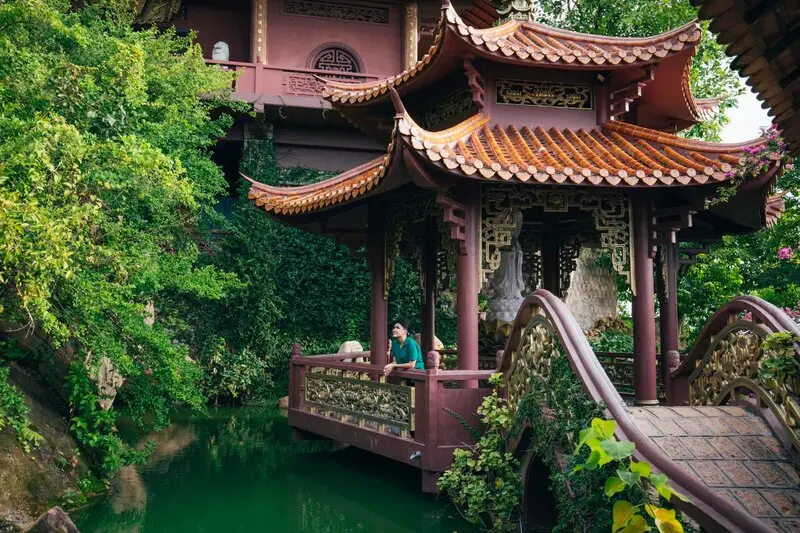 Ch&ugrave;a Hang, kh&ocirc;ng gian t&acirc;m linh b&ecirc;n triền N&uacute;i Sam Ch&acirc;u Đốc 3