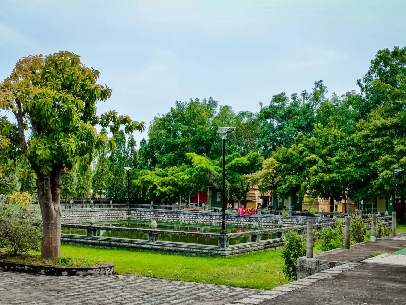 Ch&ugrave;a Tuk Phos Tri T&ocirc;n, c&ocirc;ng tr&igrave;nh mang đậm dấu ấn v&ugrave;ng Nam Bộ 6