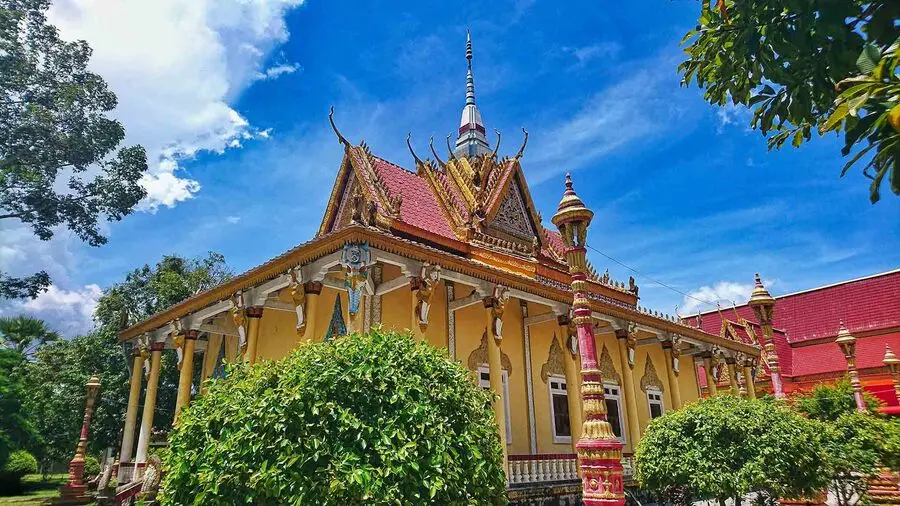 T&igrave;m về những ng&ocirc;i ch&ugrave;a Khmer ở Tịnh Bi&ecirc;n, kh&ocirc;ng gian t&ocirc;n gi&aacute;o độc đ&aacute;o 2