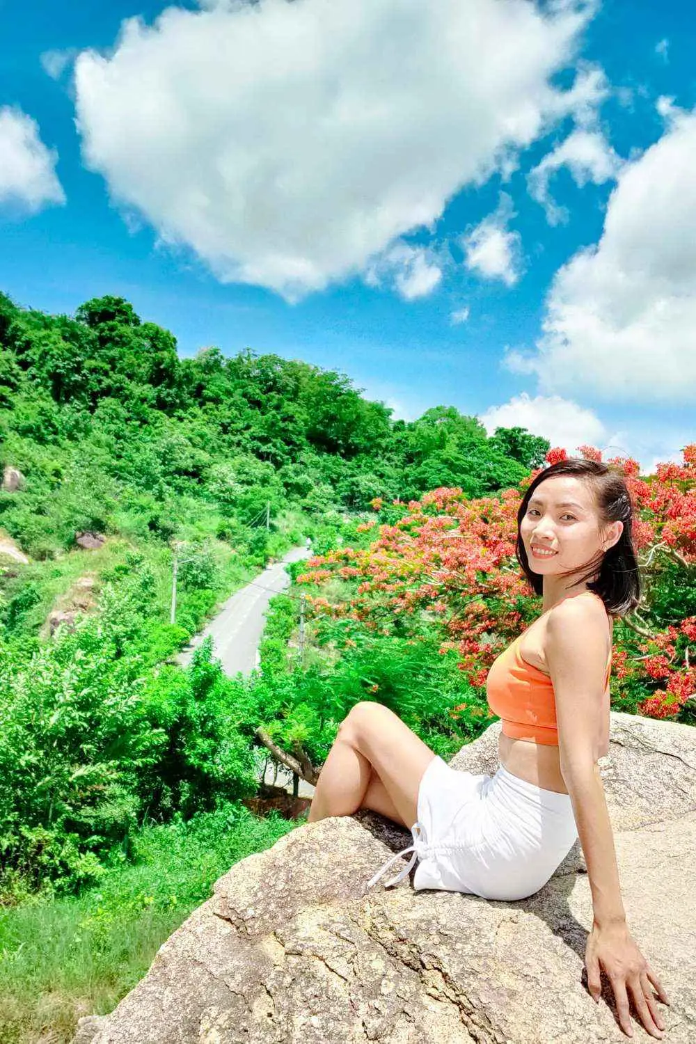 Trải nghiệm một ng&agrave;y cuối tuần tr&ecirc;n n&uacute;i Sập c&ugrave;ng bạn Tr&agrave; Giang 3