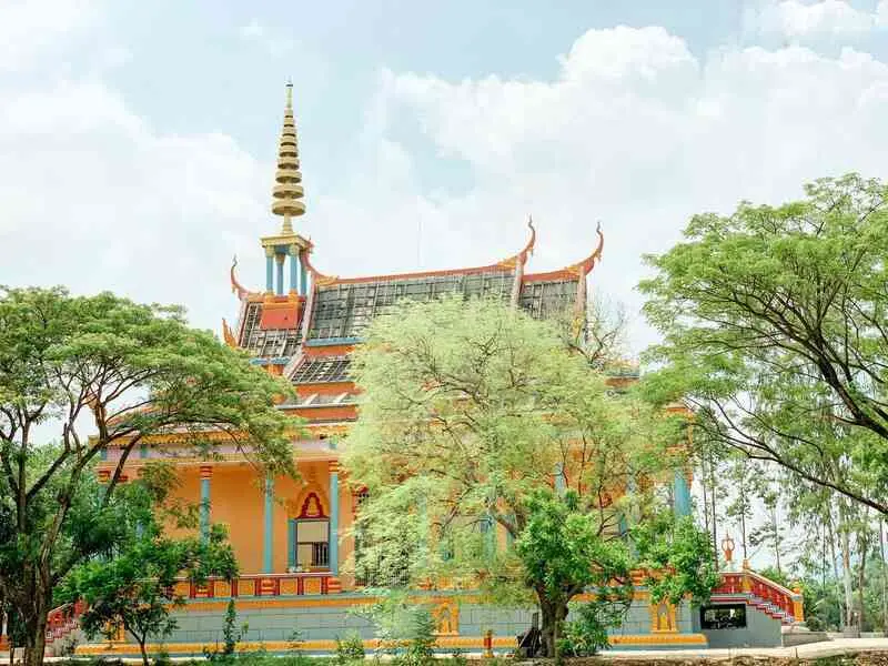 V&atilde;n cảnh Ch&ugrave;a Krăng Krốch, kh&ocirc;ng gian ấn tượng giữa v&ugrave;ng Tri T&ocirc;n 6