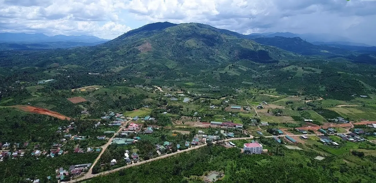 Kh&aacute;m ph&aacute; N&uacute;i Đại B&igrave;nh Bảo Lộc mang vẻ đẹp thuần tự nhi&ecirc;n đầy thơ mộng 2