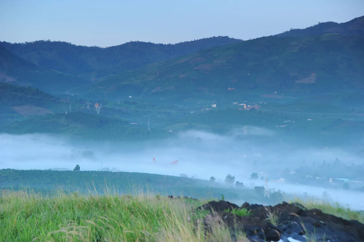 Trải nghiệm săn m&acirc;y tr&ecirc;n Mỏ đ&aacute; Đại L&agrave;o Bảo Lộc cực chill 2