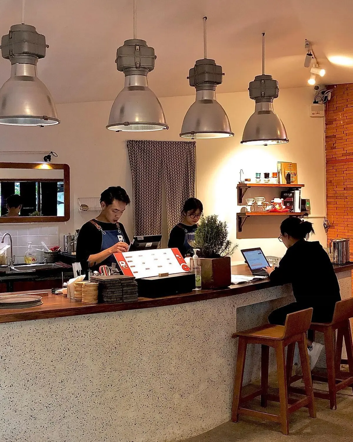 B'laca coffee, điểm hẹn mới mẻ cho c&aacute;c cặp đ&ocirc;i 2