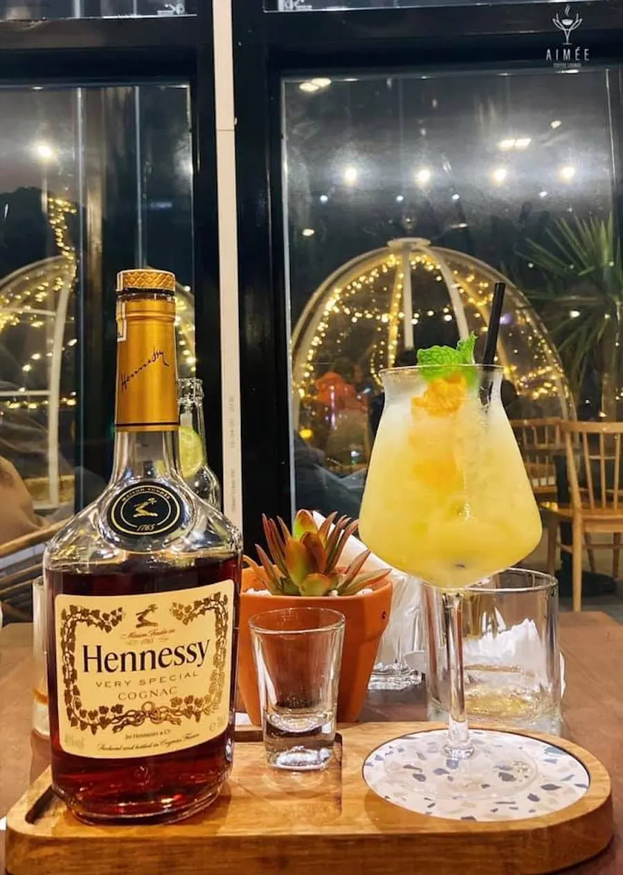 Check in ngay Aim&eacute;e Coffee với view sống ảo triệu like 20