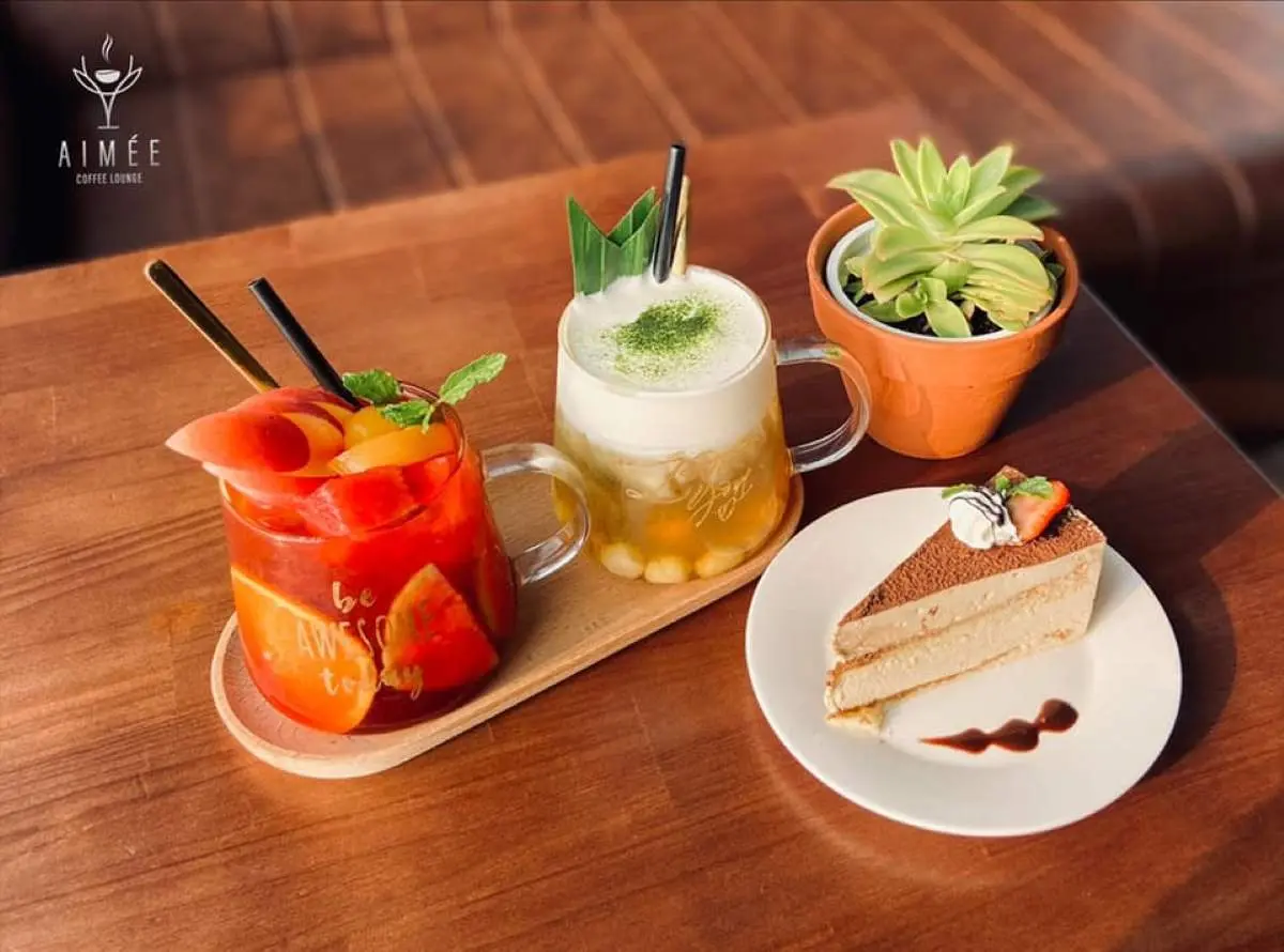Check in ngay Aim&eacute;e Coffee với view sống ảo triệu like 19