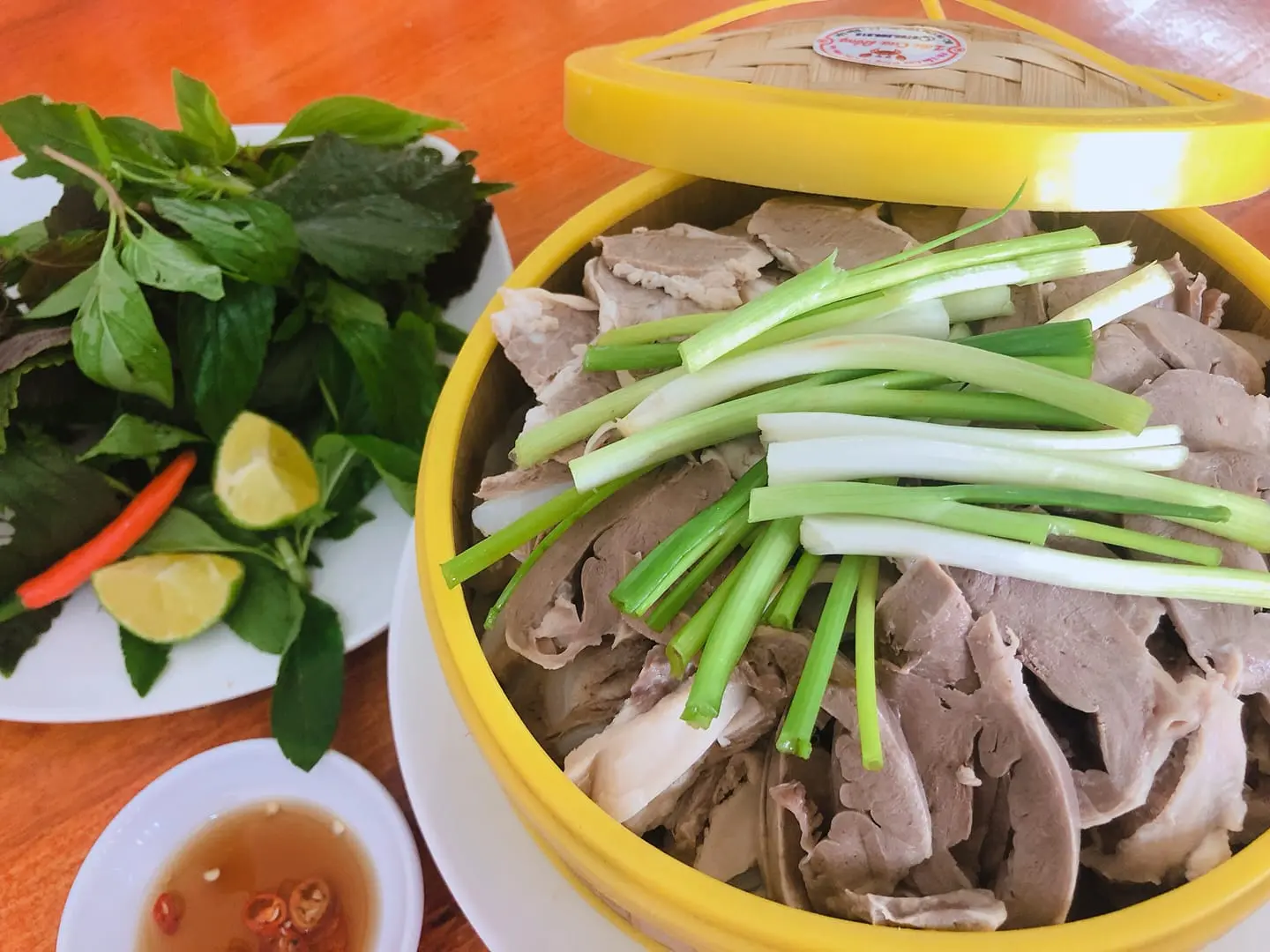Đến ngay Lẩu Cua Đồng thưởng thức nồi lẩu n&oacute;ng hổi si&ecirc;u hấp dẫn 10