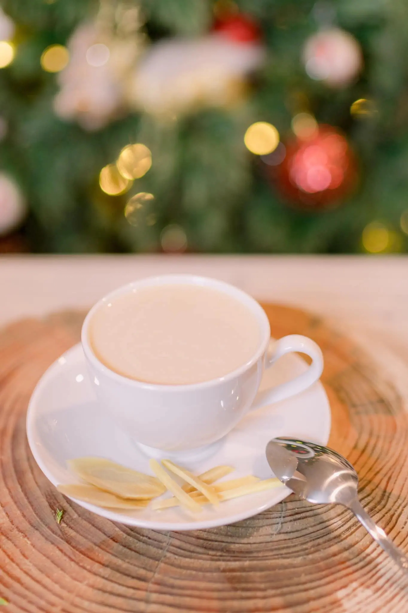 Đến Passion Garden Coffee thưởng thức menu ngọt ng&agrave;o, l&ecirc;n ảnh outfit si&ecirc;u xịn s&ograve; 12
