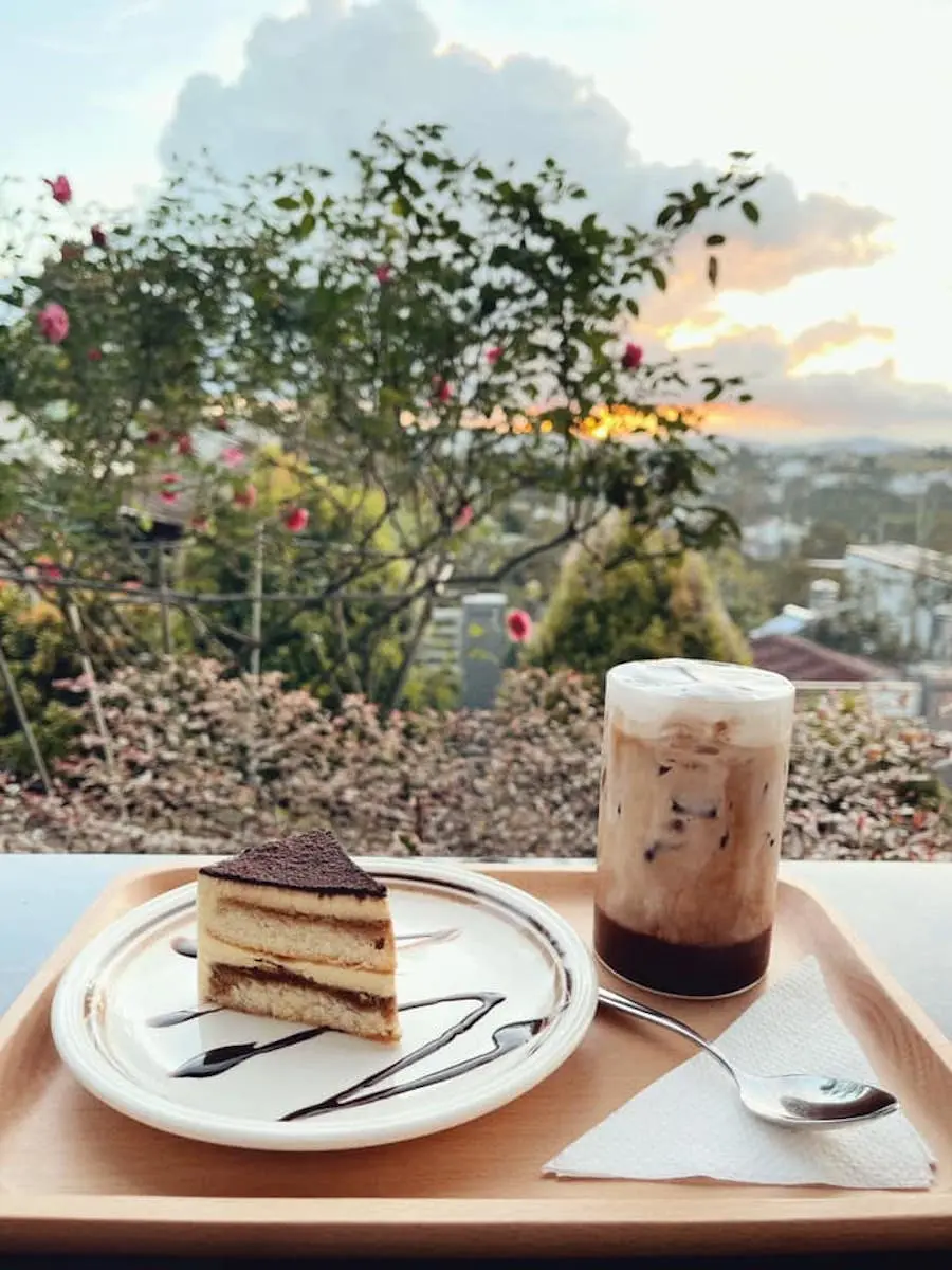 Đến Passion Garden Coffee thưởng thức menu ngọt ng&agrave;o, l&ecirc;n ảnh outfit si&ecirc;u xịn s&ograve; 8