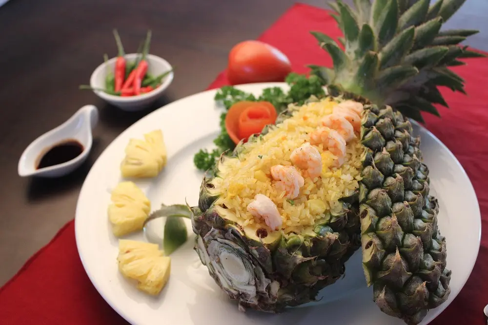 Nh&agrave; h&agrave;ng B&aacute;ch Hỷ An với phong c&aacute;ch s&acirc;n vườn cực gần gũi 9