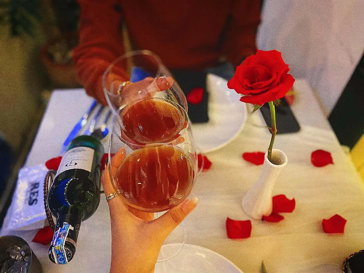 RES Beefsteak, gợi &yacute; ho&agrave;n hảo cho bữa tối l&atilde;ng mạn tại th&agrave;nh phố sương mờ 2