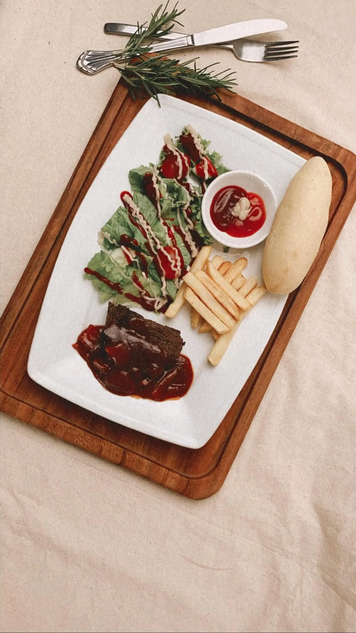 RES Beefsteak, gợi &yacute; ho&agrave;n hảo cho bữa tối l&atilde;ng mạn tại th&agrave;nh phố sương mờ 7