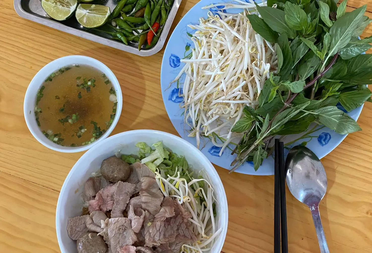 Top qu&aacute;n phở Bảo Lộc chiếm trọn tr&aacute;i tim c&aacute;c t&iacute;n đồ ẩm thực 2