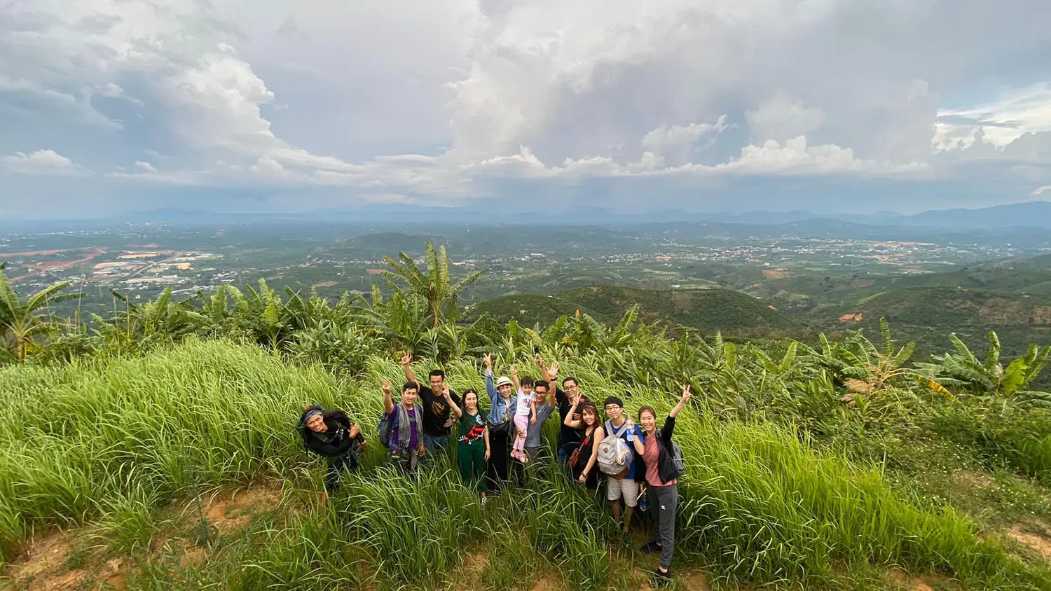 Trekking n&uacute;i Đại B&igrave;nh, H&agrave;nh tr&igrave;nh săn m&acirc;y Bảo Lộc đầy th&uacute; vị 3