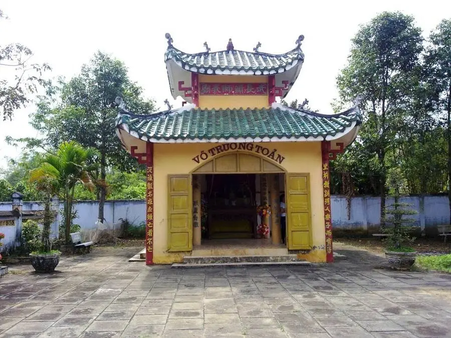 Di tích mộ Võ Trường Toản, viếng thăm người thầy tài cao đức rộng 6