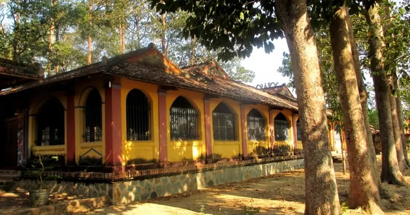 Kh&aacute;m ph&aacute; Đ&igrave;nh Ph&uacute; Lễ với kiến tr&uacute;c đậm n&eacute;t văn h&oacute;a ở Bến Tre 5