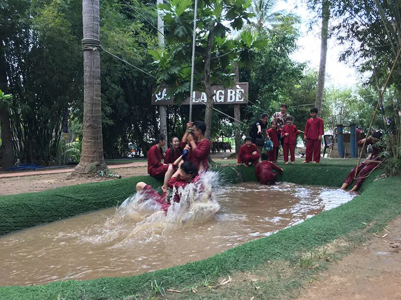 Khu du lịch L&agrave;ng B&egrave;, điểm dừng ch&acirc;n hấp dẫn cho dịp h&egrave; n&agrave;y 9