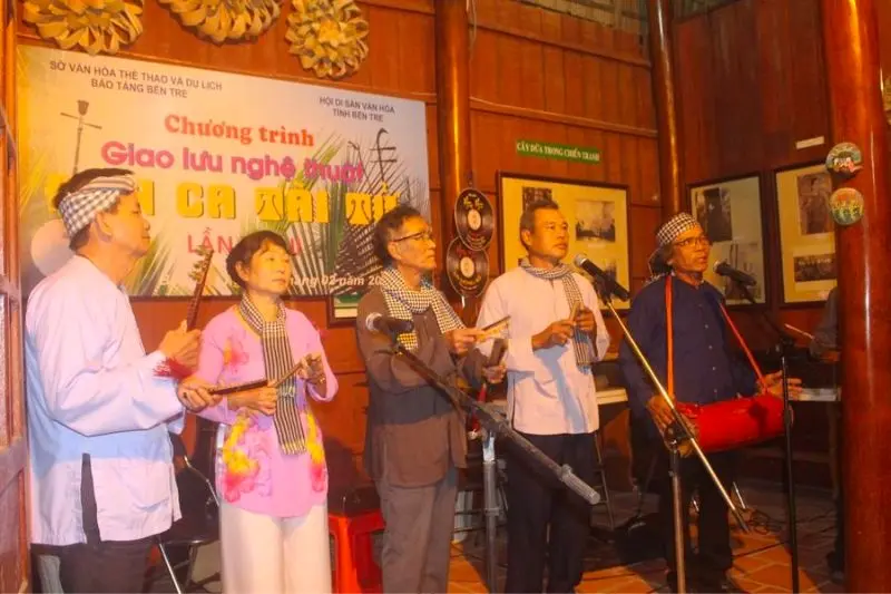 Thăm Bảo t&agrave;ng Bến Tre kh&aacute;m ph&aacute; lịch sử văn h&oacute;a xứ dừa 7