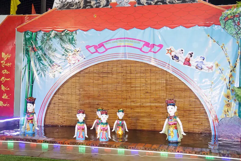 Th&agrave;nh phố Bến Tre về đ&ecirc;m c&oacute; g&igrave; chơi, bạn đ&atilde; biết chưa 2