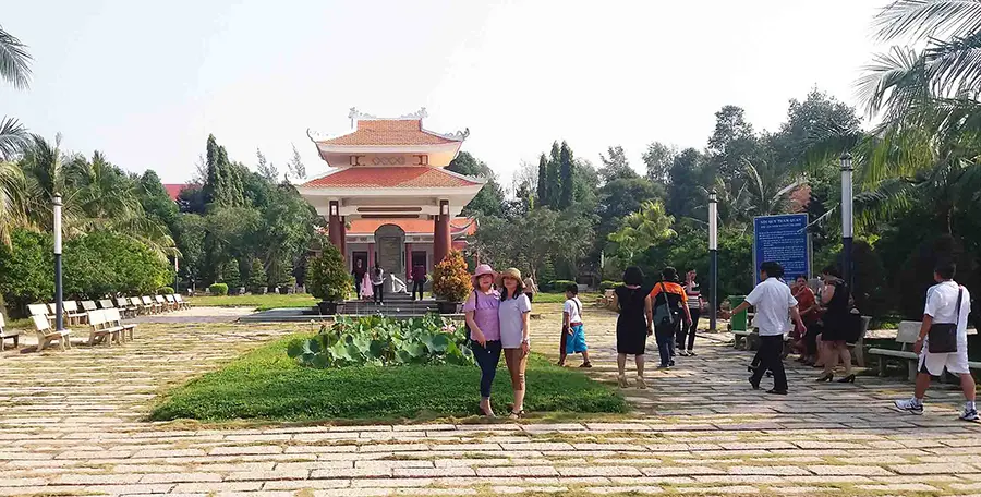 Top địa điểm du lịch tâm linh ở Bến Tre đặc sắc nhất 9