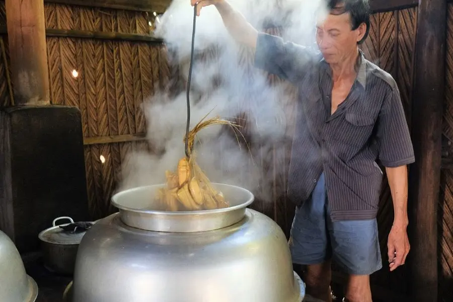 B&aacute;nh dừa Giồng Lu&ocirc;ng, m&oacute;n ăn đặc sản mang đậm nghĩa t&igrave;nh con người Bến Tre 2