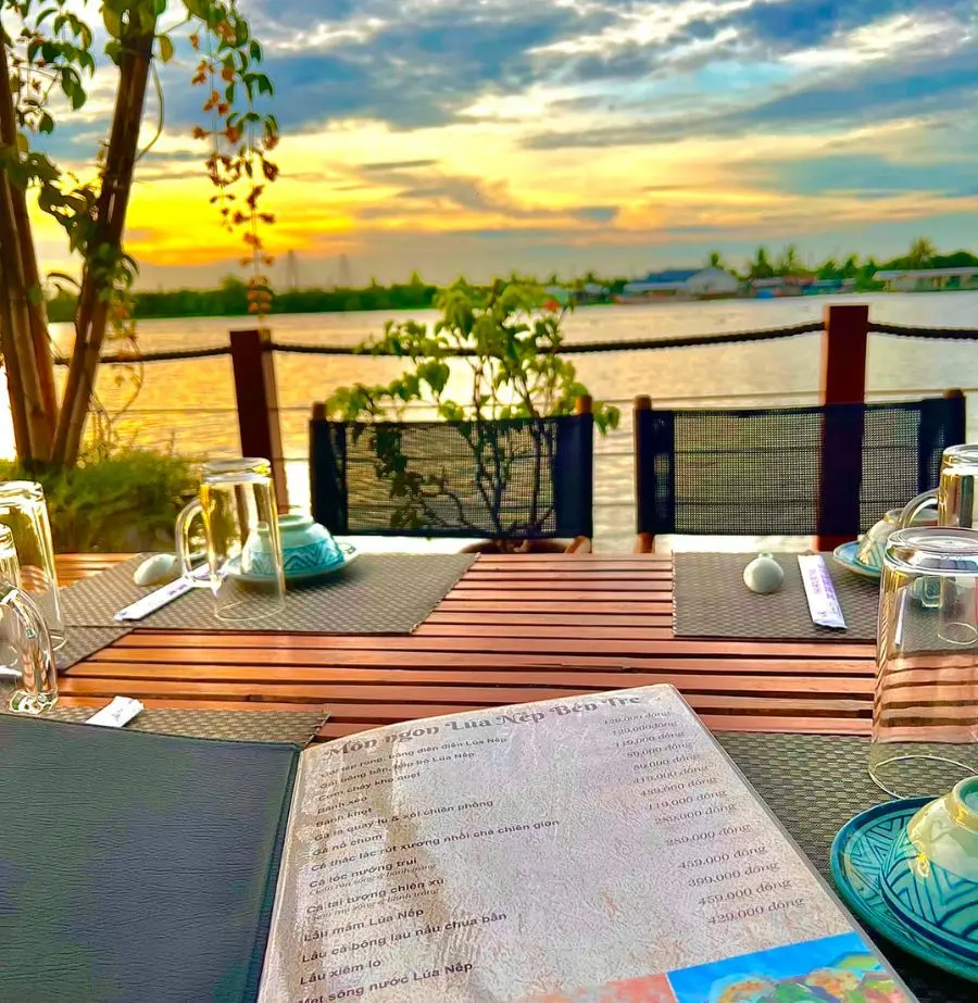 L&uacute;a Nếp Bến Tre Restaurant, địa điểm ẩm thực nổi tiếng tại Bến Tre 4