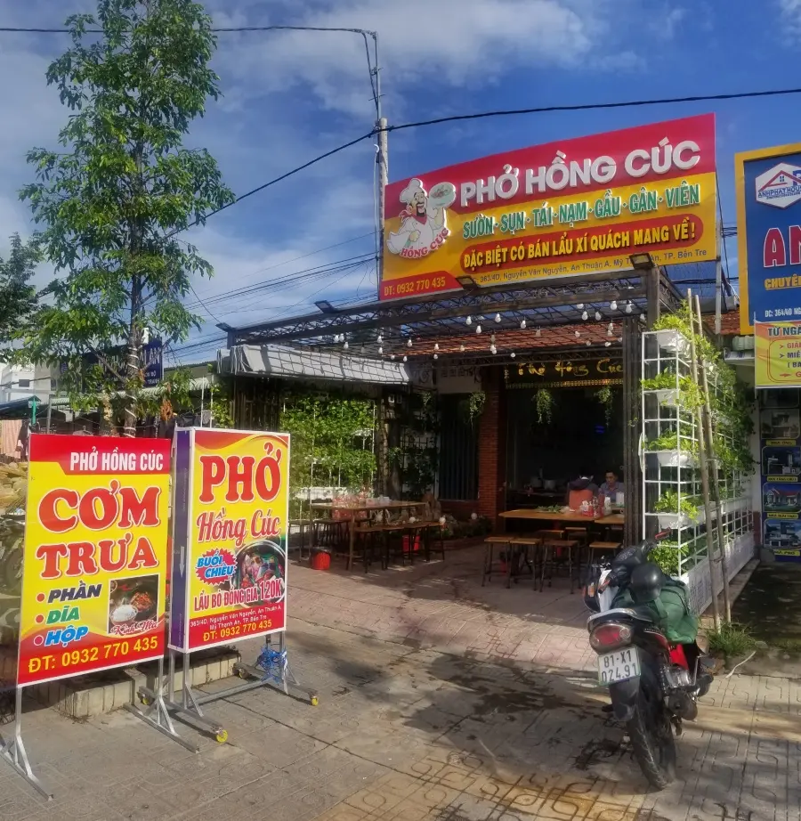 Phở Hồng Cúc với những món ngon khiến bao thực khách xao xuyến 2