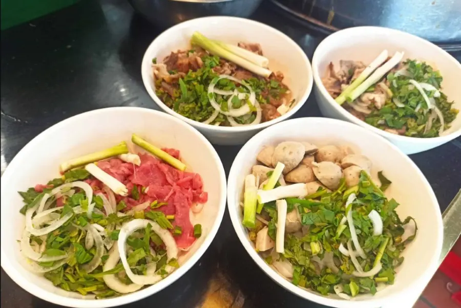 Phở Hồng Cúc với những món ngon khiến bao thực khách xao xuyến 5